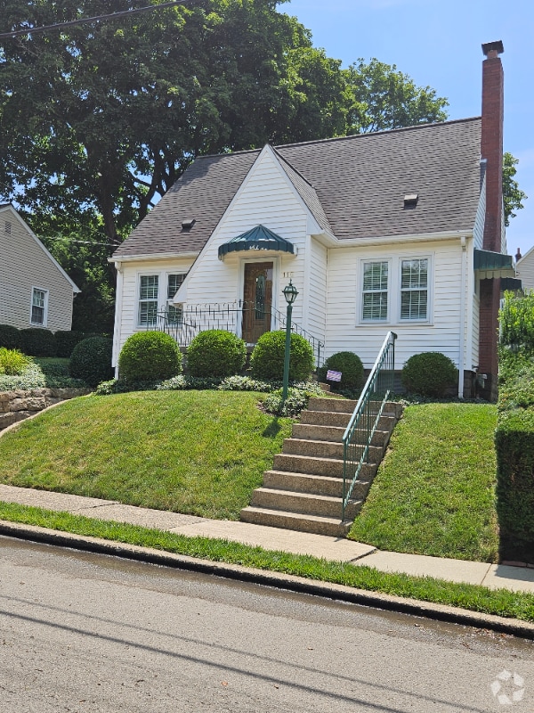 Building Photo - 115 Cottage Hill Ave