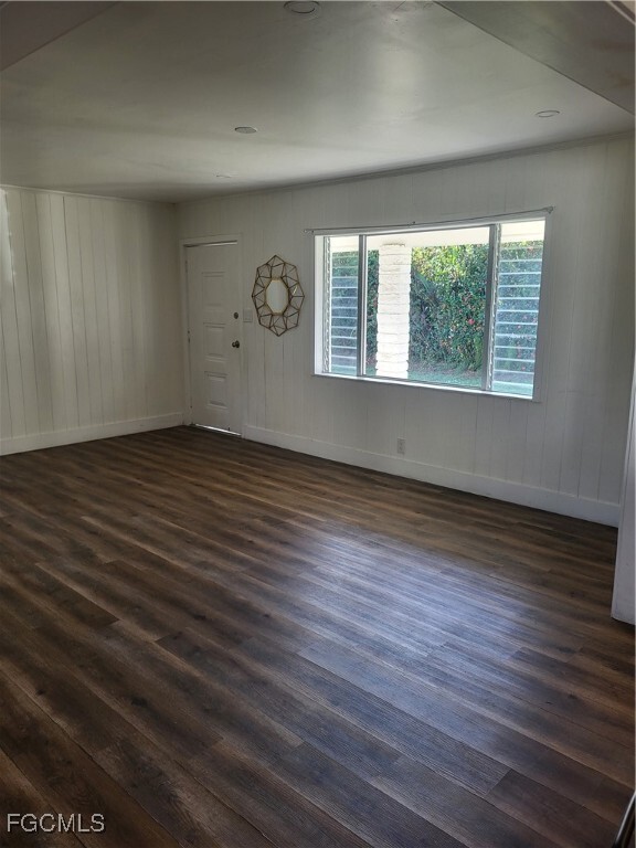 Building Photo - 2027 Maravilla Cir