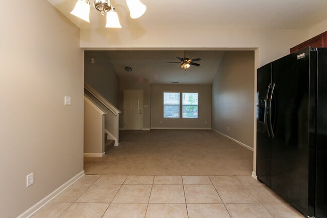 Building Photo - 8002 States Bend Dr
