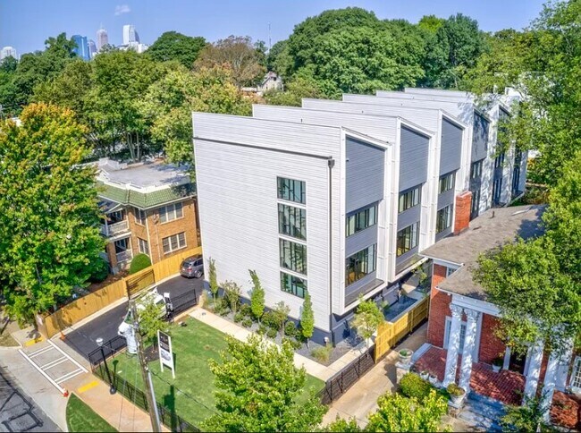 Building Photo - 910 Ponce De Leon Ave NE
