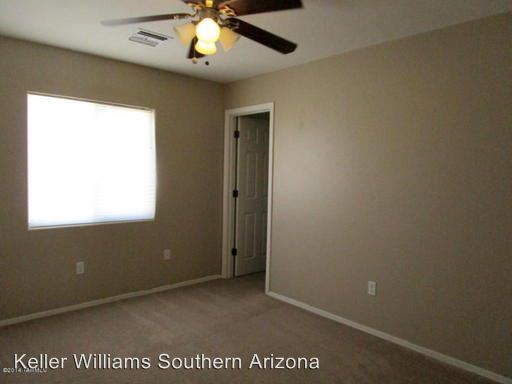 Foto del edificio - 7477 E Sycamore Park Blvd