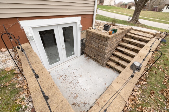 Building Photo - 207 Ridge Springs Ln