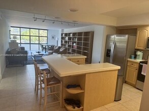 Building Photo - 6423 Collins Ave