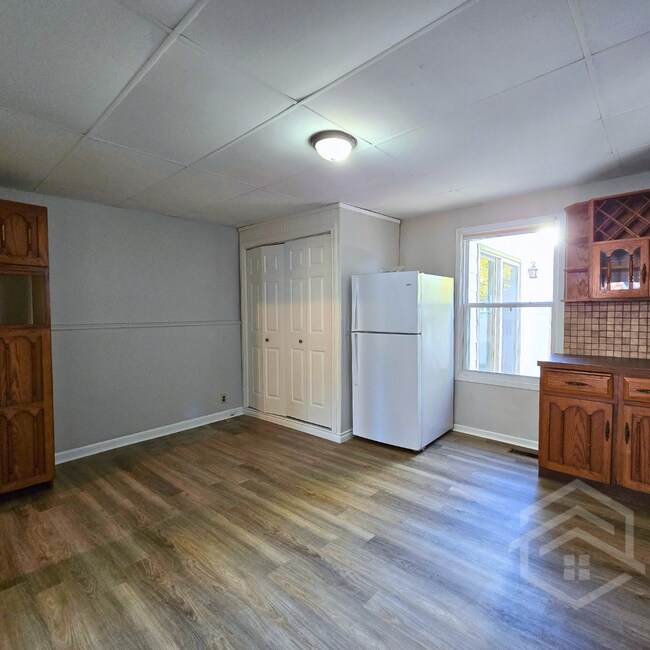 Photo du bâtiment - 2-Bedroom Unit in Tillsonburg!!