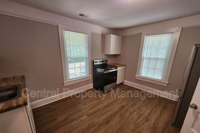 Foto del edificio - 212 McGarity St