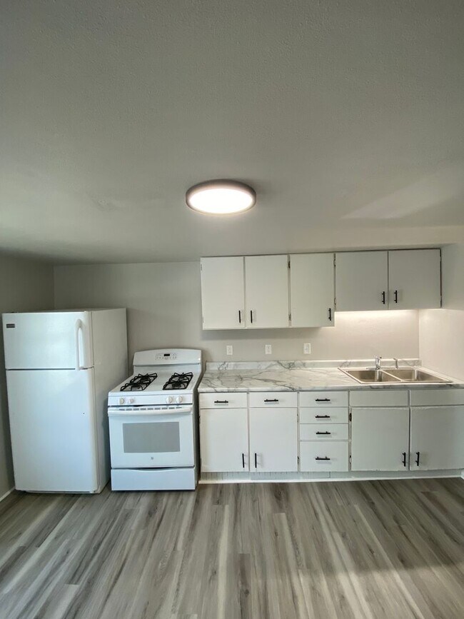 Foto del edificio - 801 Dove St