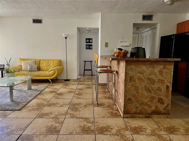 Building Photo - 10510 SW 157th Ct