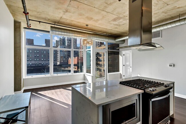 Foto del edificio - 50 E 16th St