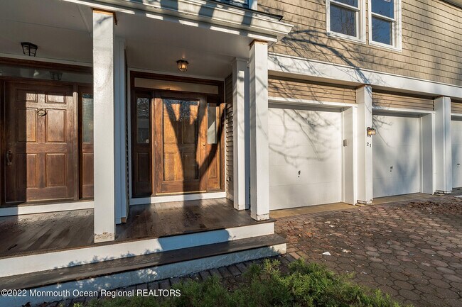 Foto del edificio - 21 Rock Creek Woods Dr