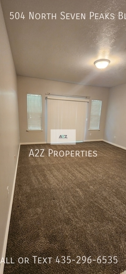 Building Photo - 504 N Seven Peaks Blvd