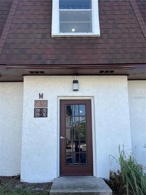 Building Photo - 9138 Tudor Dr