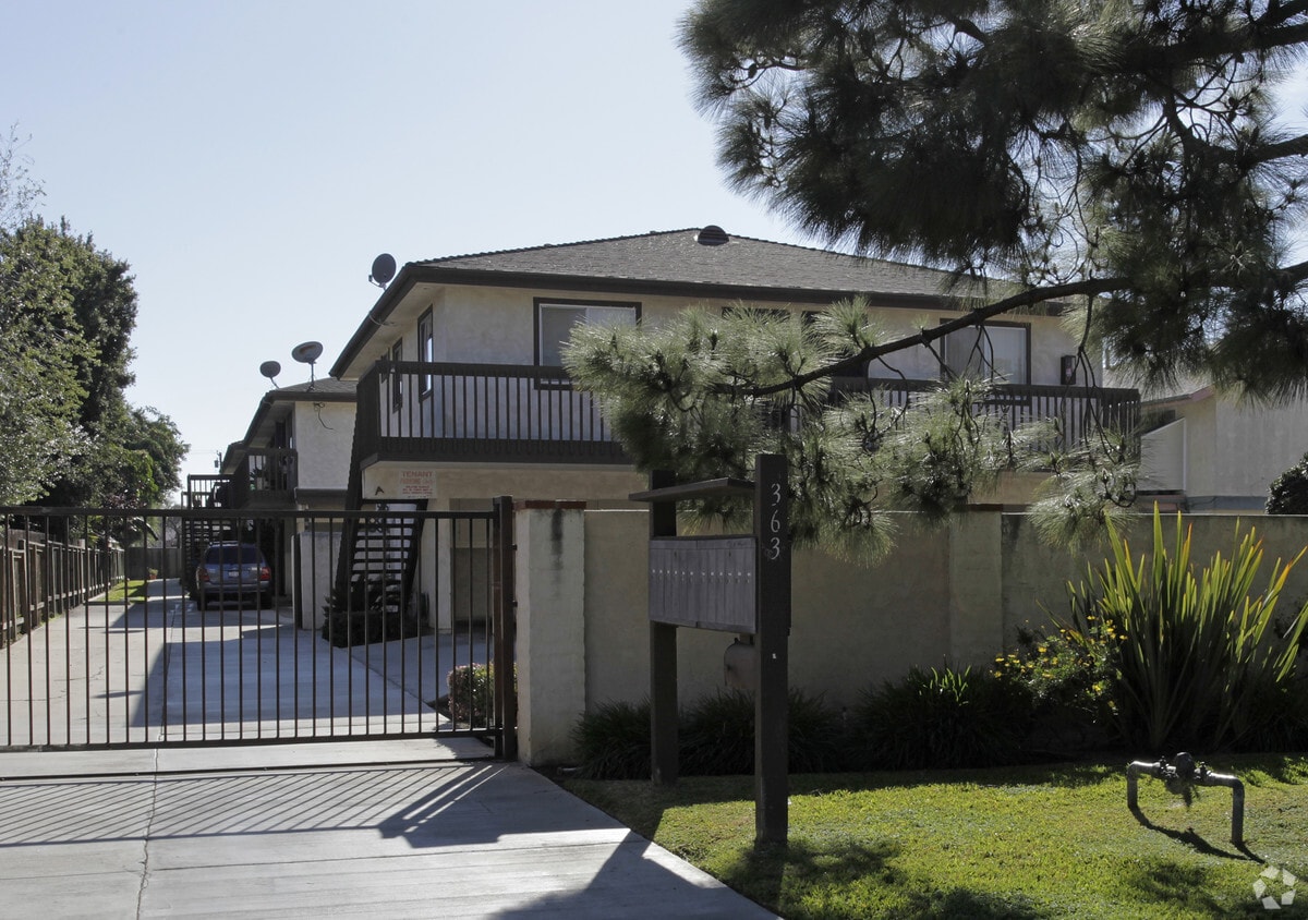 Primary Photo - 363 Avocado St