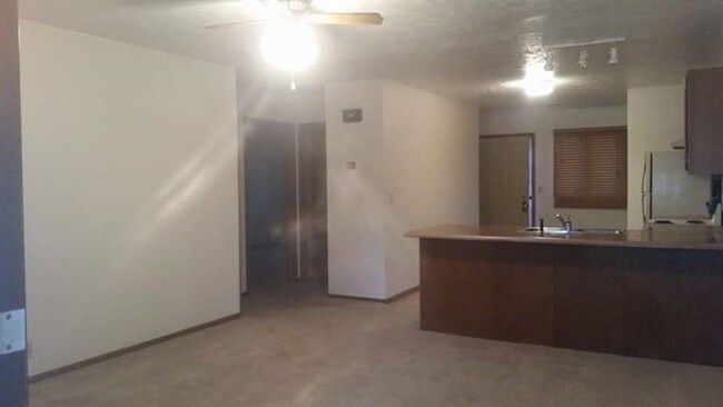 Open floor plan with bar seating - 209 Cannery Row