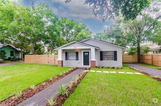 Building Photo - 5802 N Suwanee Ave