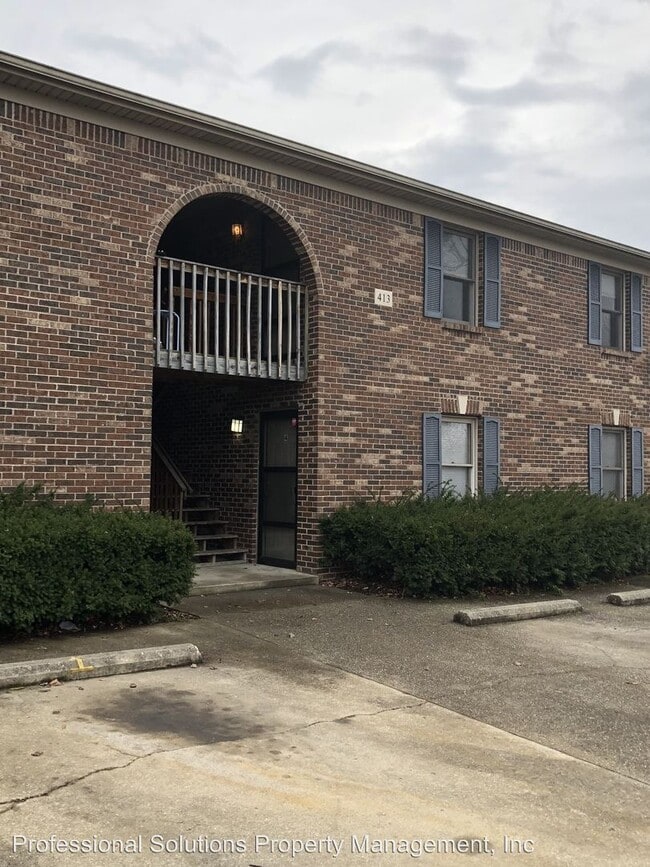 Building Photo - 413 Jason Dr