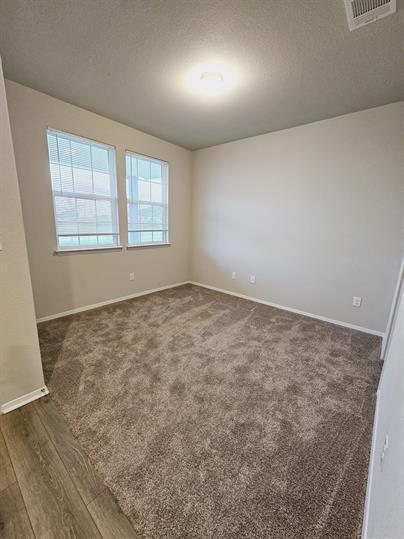 Foto principal - 1449 Goforth Rd