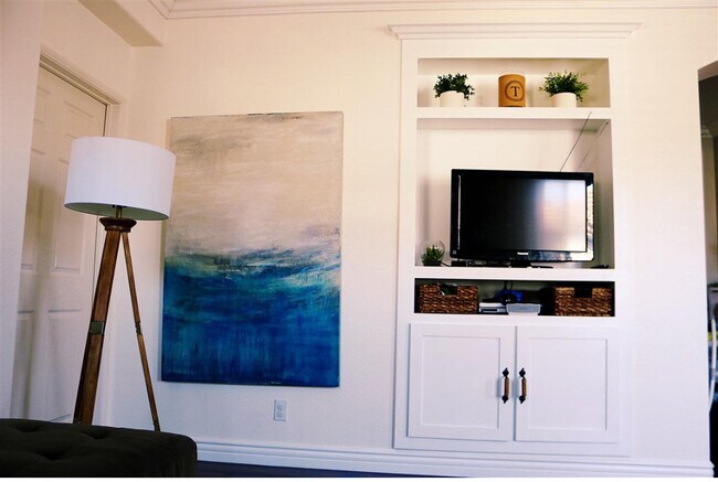 Foto del edificio - 2744 Crown Ridge Rd