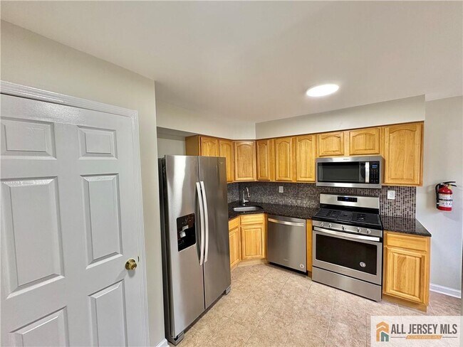 Foto del edificio - 3619 Birchwood Ct