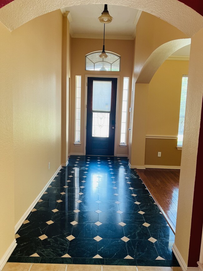Foto del edificio - 9512 Valley Ranch Pkwy W