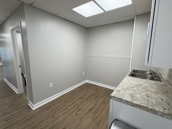 Kitchen (Appliances provided) - 709 7th Ave