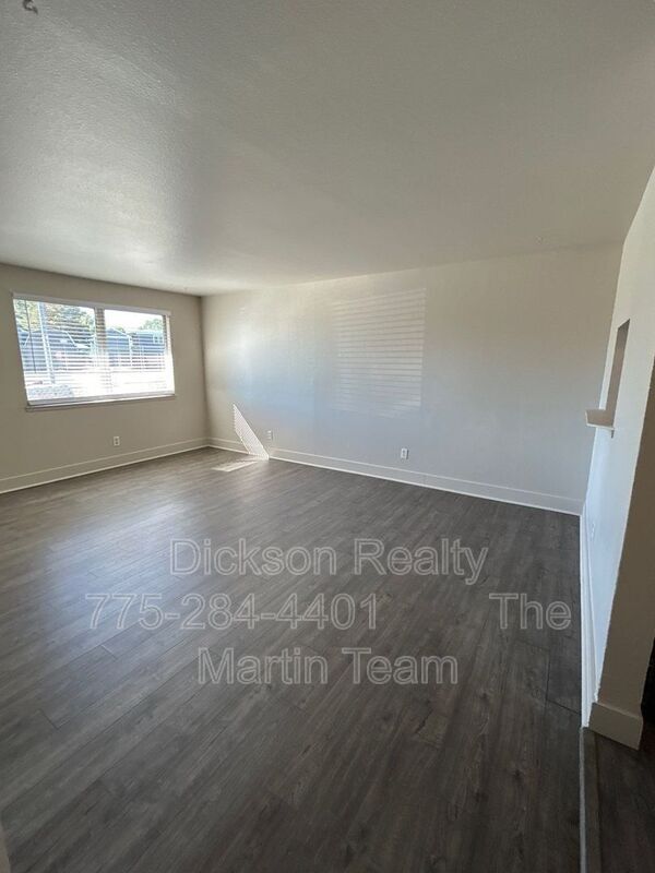 Foto del edificio - 10055 Sagewood Dr