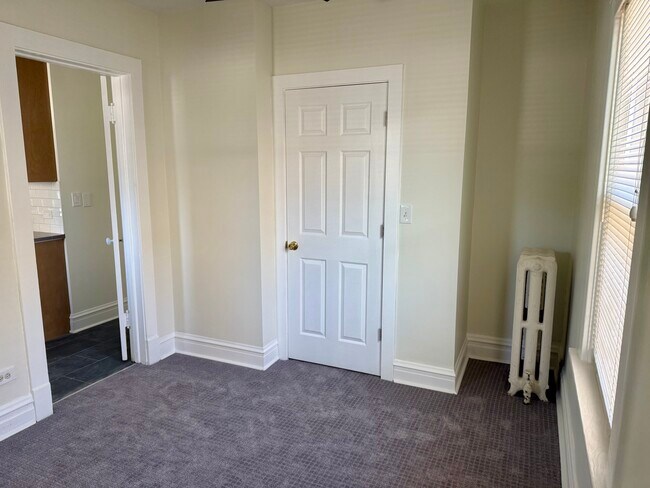 2nd Bedroom - 206 N Marion St