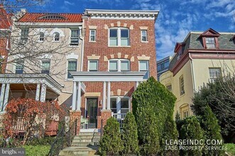 Building Photo - 2619 Garfield St NW