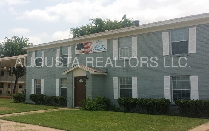 Foto principal - 1705 S 3rd St