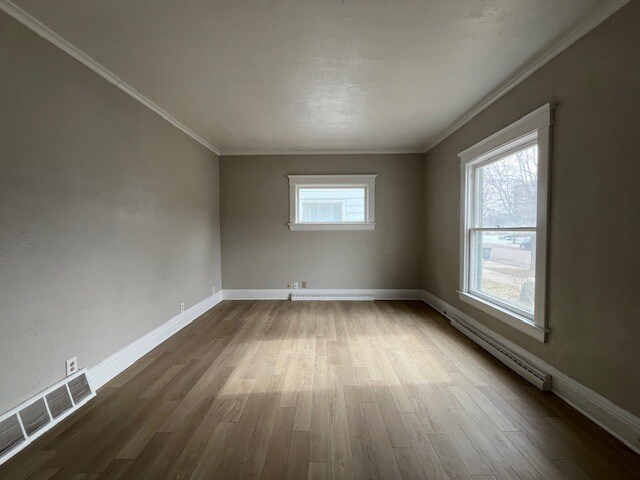 Foto del edificio - 911 E Washington St