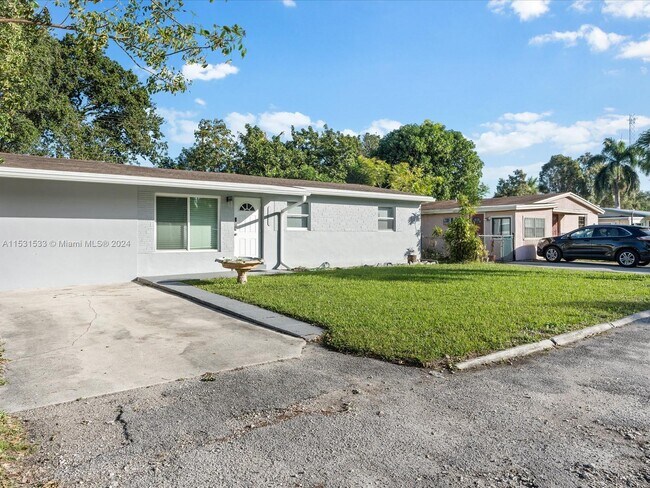 Foto del edificio - 4255 SW 50th St