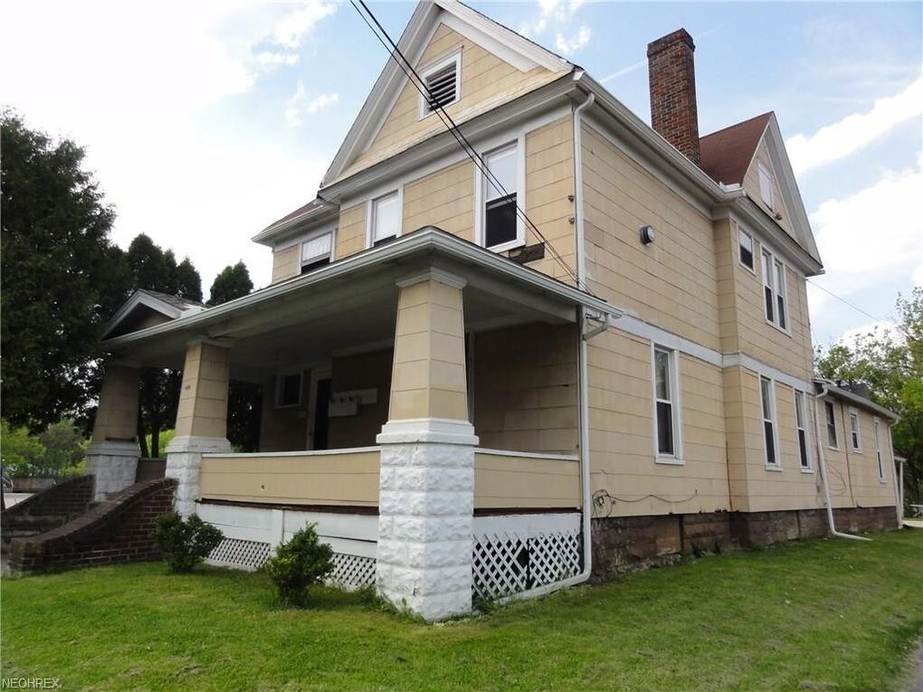 Primary Photo - 600 W Main St