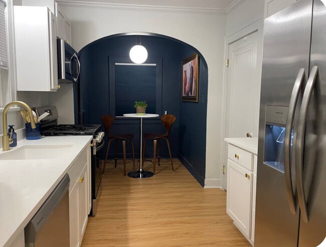 Building Photo - 2nd floor shared home Rental - One bedroom