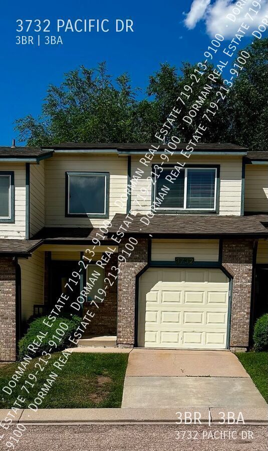 Building Photo - 3732 Pacific Dr