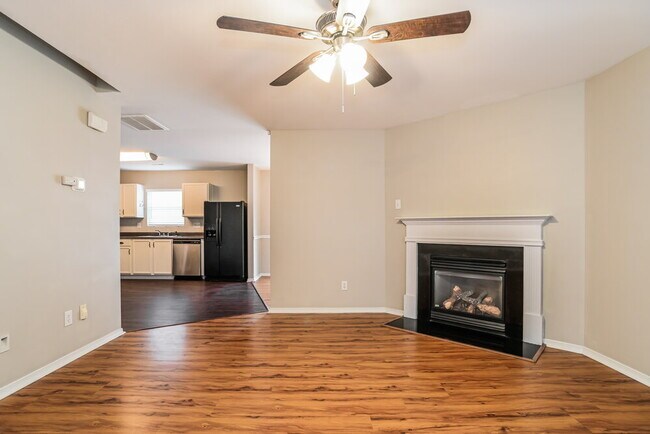 Foto del edificio - 9112 Old Ash Ct