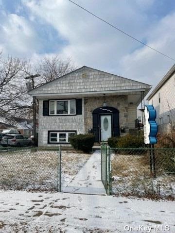 Primary Photo - 119-44 Long St