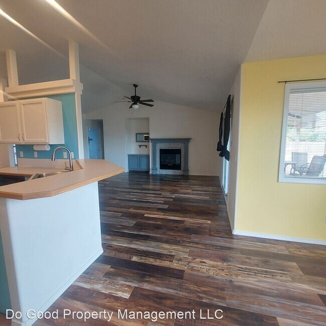 Building Photo - 4 br, 2 bath House - 416 Fall Drive