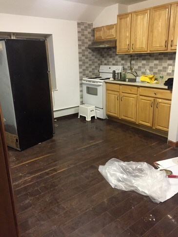 Foto del edificio - 51-65 72nd Pl