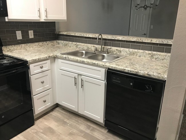 DLP Pelican Pointe - 4