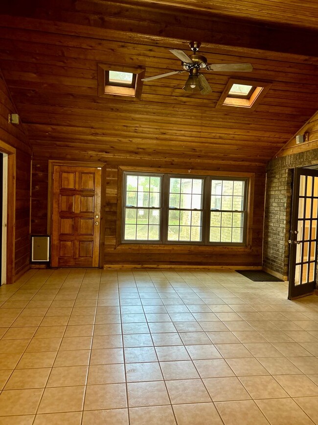 Foto del edificio - Southern Hills Beauty