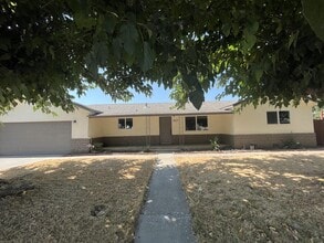 Building Photo - 3021 Farris Ave
