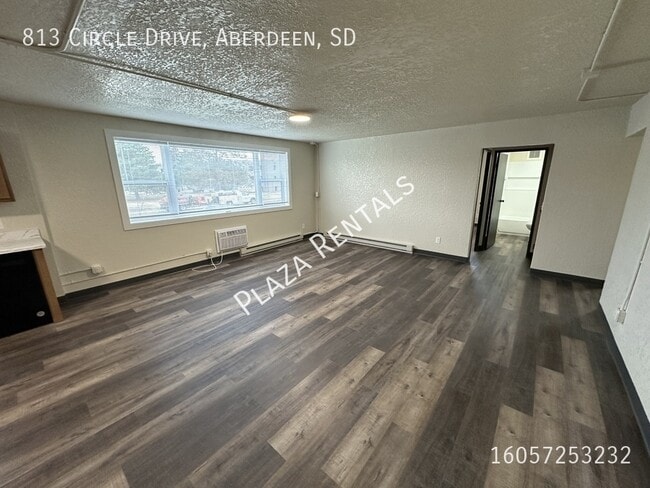 Building Photo - 1011 N 2nd St