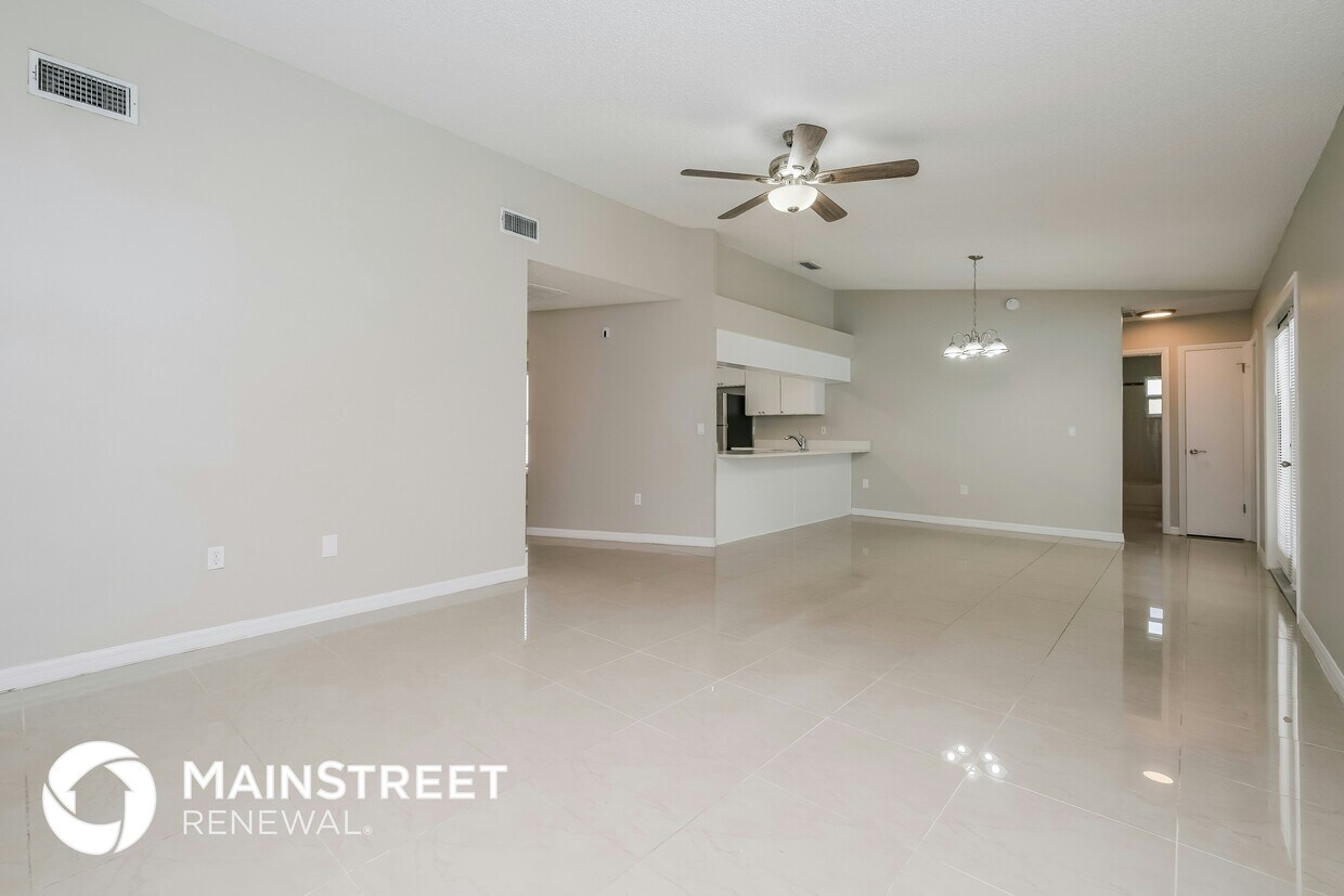 Foto principal - 9126 Lometa Ln