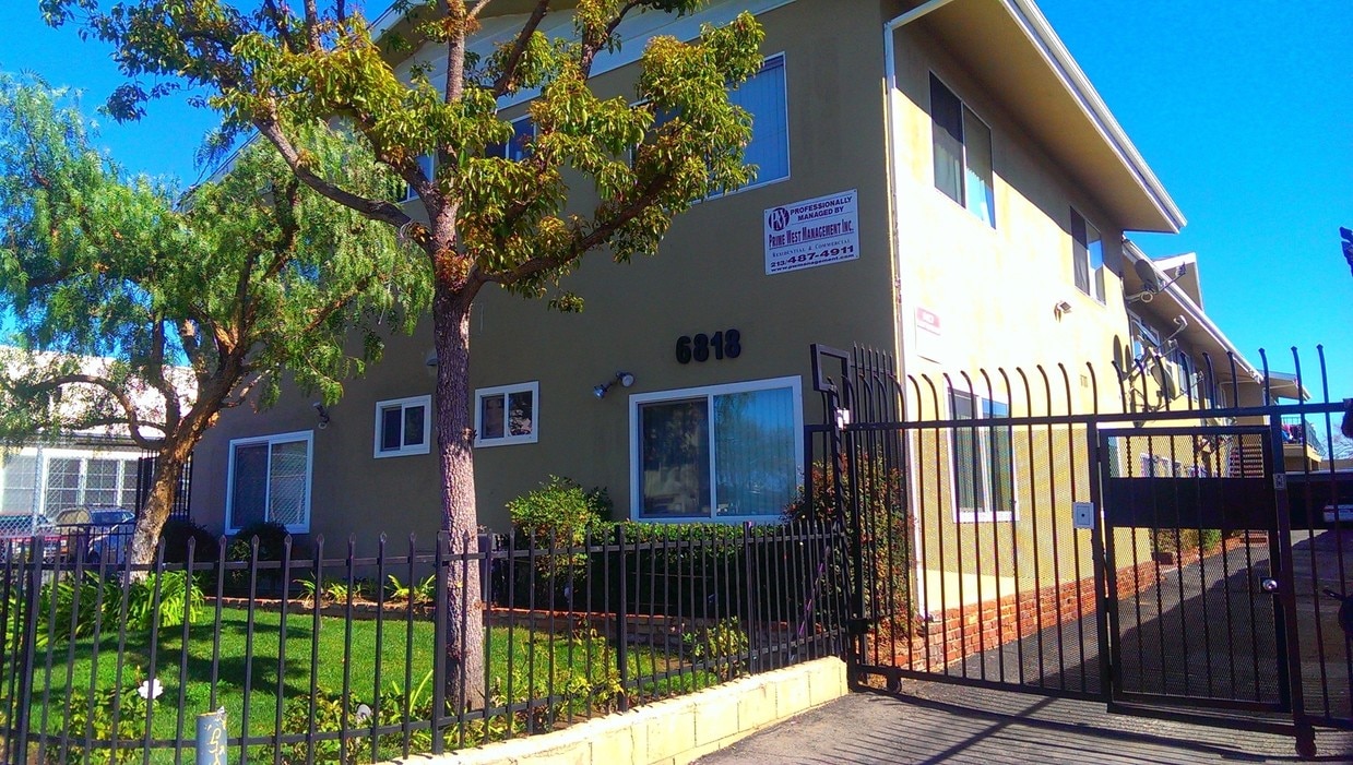 Primary Photo - The Coldwater Apartments