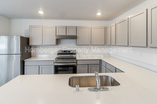 Building Photo - 1306 N Wilhelm Wy