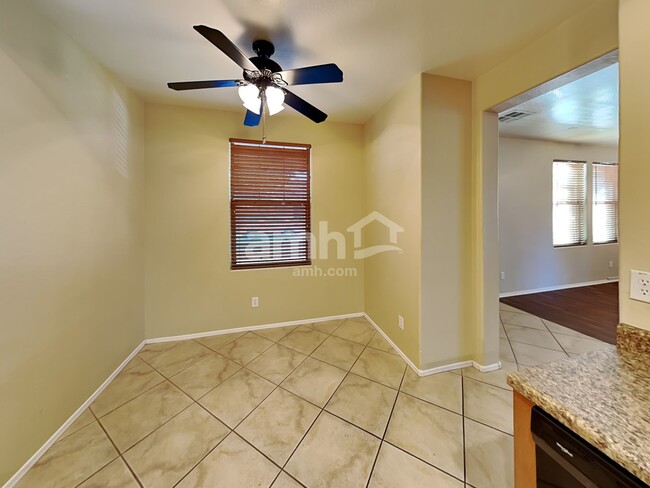 Building Photo - 3716 E Waite Ln