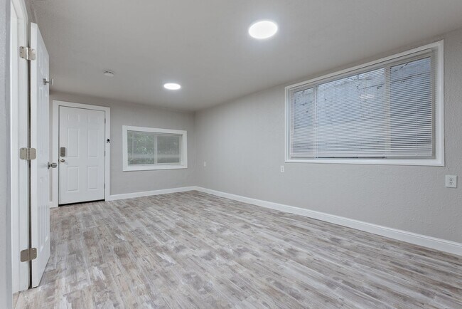 Foto del edificio - 3812 R St