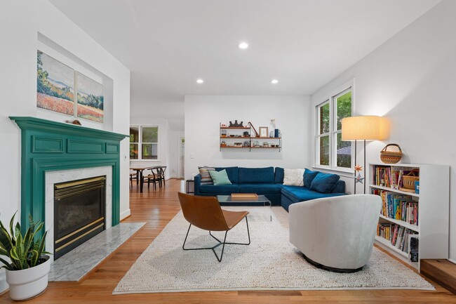 Photo - Beautiful Home in the Desirable Bel Arbor Community!