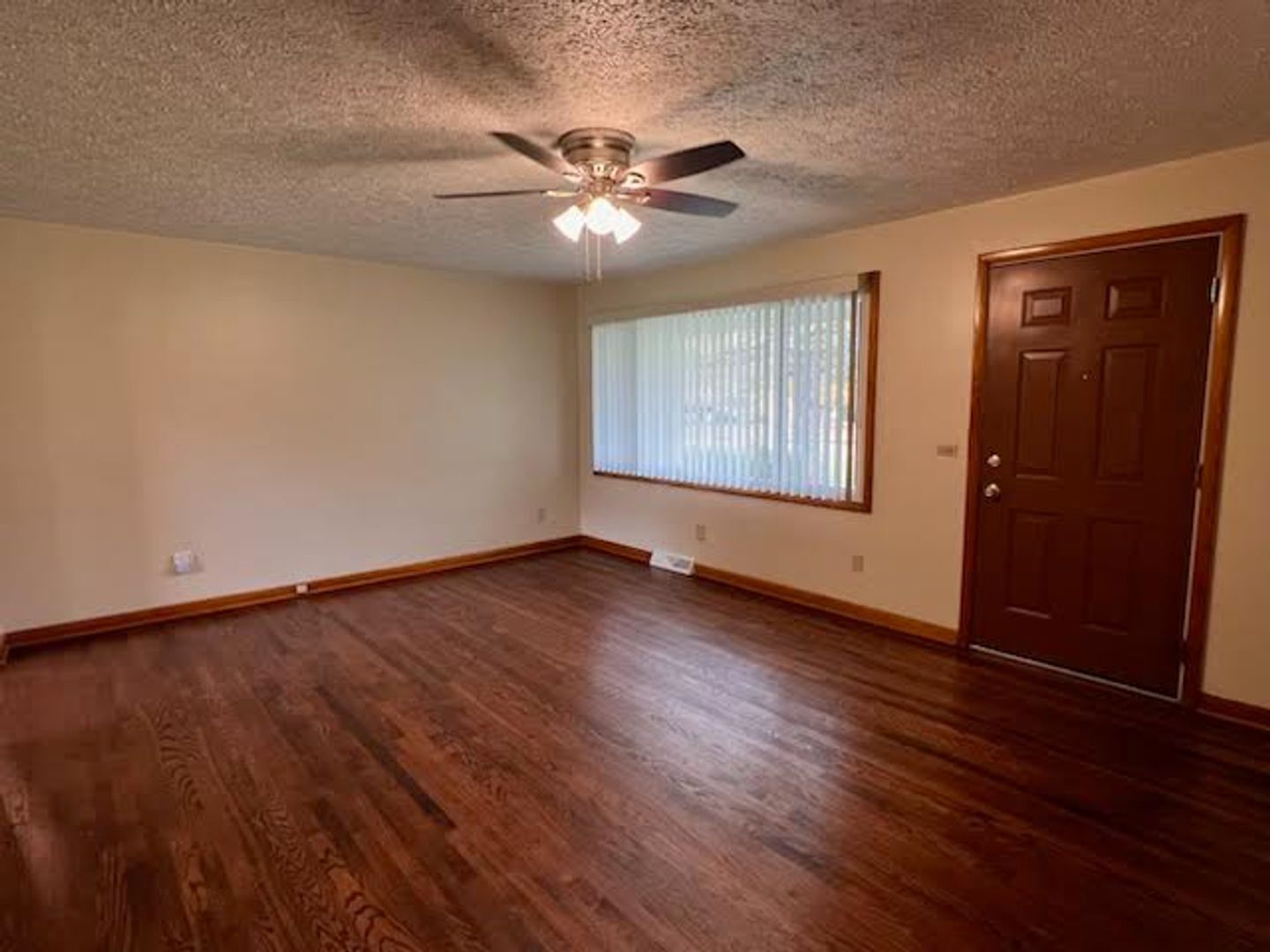 1622 Shannon Rd Girard, OH 44420 – photo 3