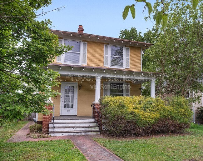 Foto del edificio - 1310 Greycourt Ave