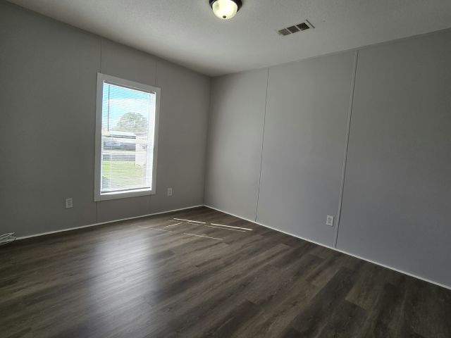 Building Photo - 188 Casebier St